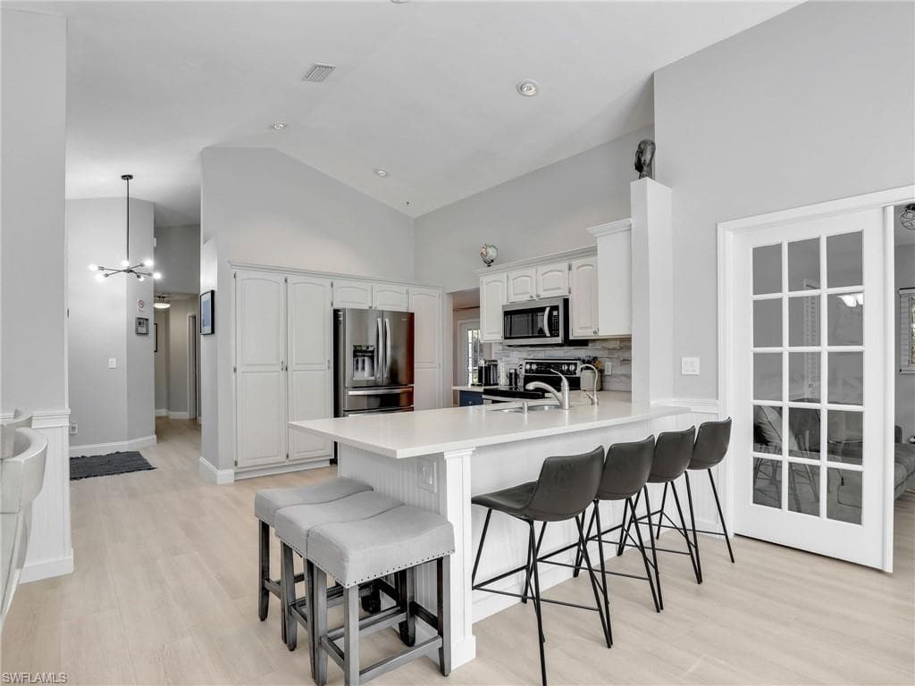 2554 Outrigger LN-12