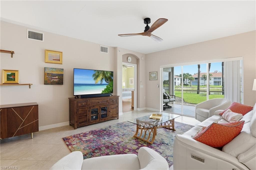 3039 Horizon LN 2105-2