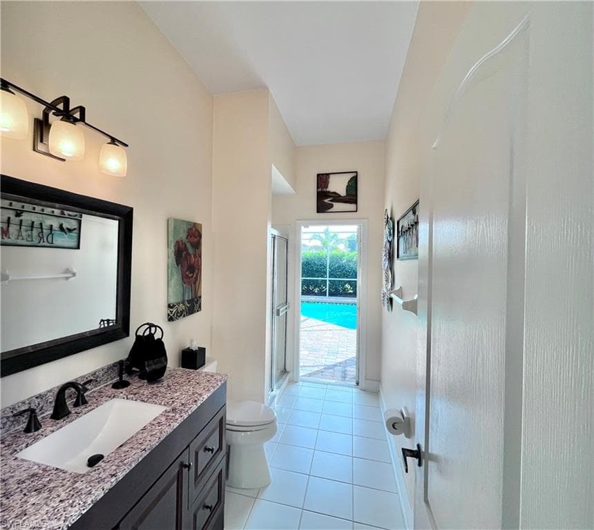 12530 Strathmore LOOP-25