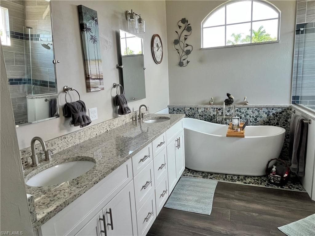 12530 Strathmore LOOP-19
