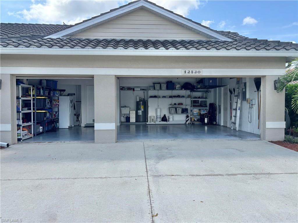 12530 Strathmore LOOP-37