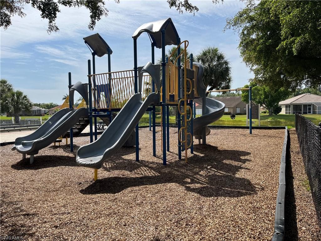 12530 Strathmore LOOP-48