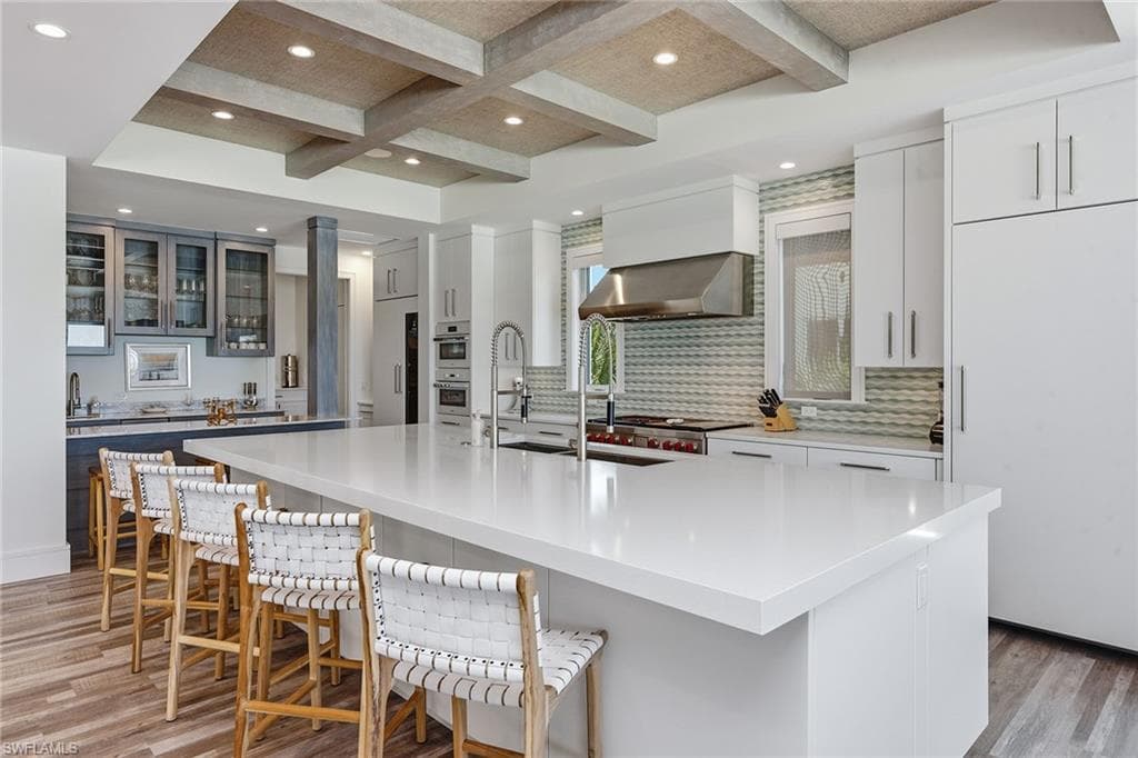 158 Beach DR-13
