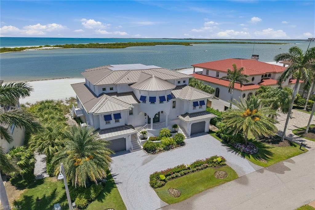 158 Beach DR-1