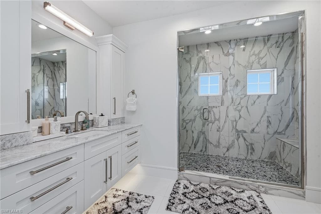 158 Beach DR-35