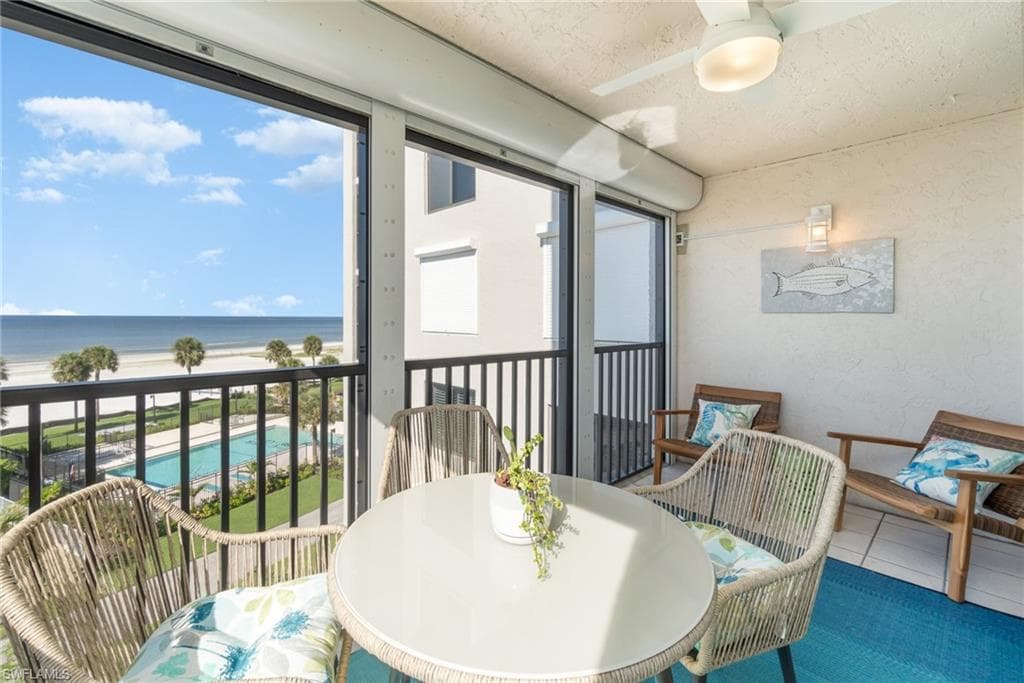 2810 Estero BLVD 511-13