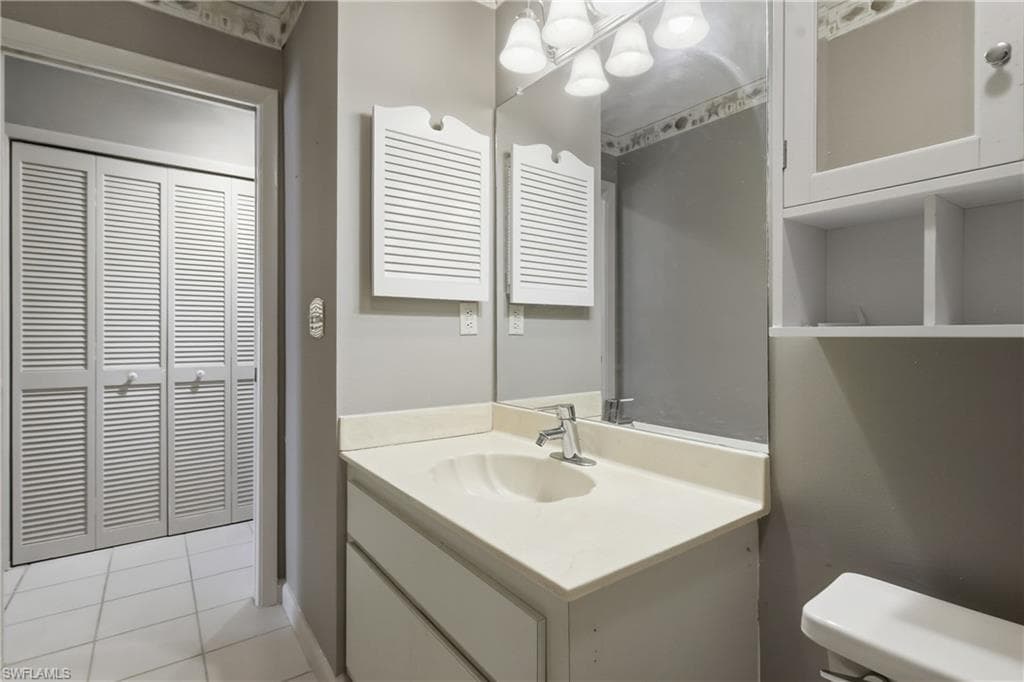 9753 Maplecrest CIR-23