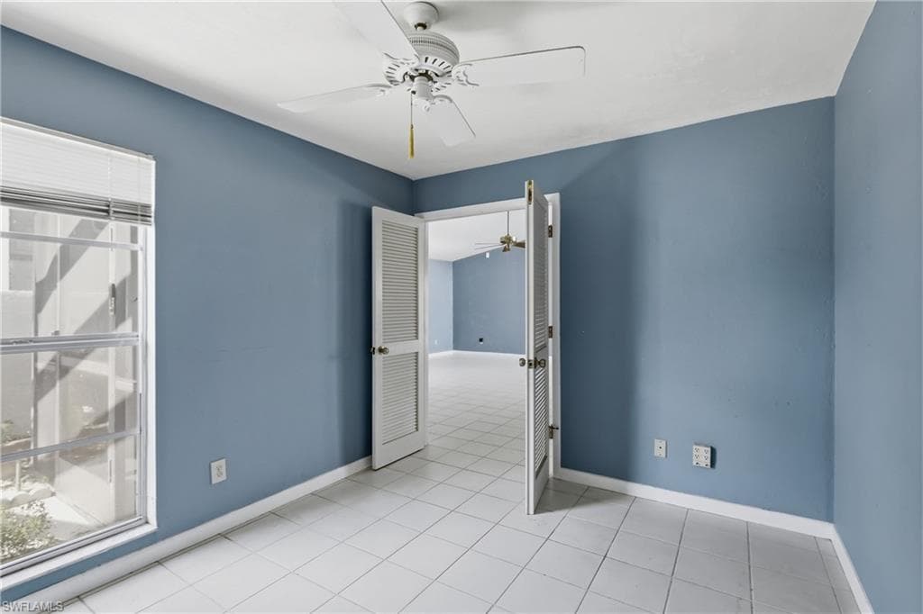 9753 Maplecrest CIR-21