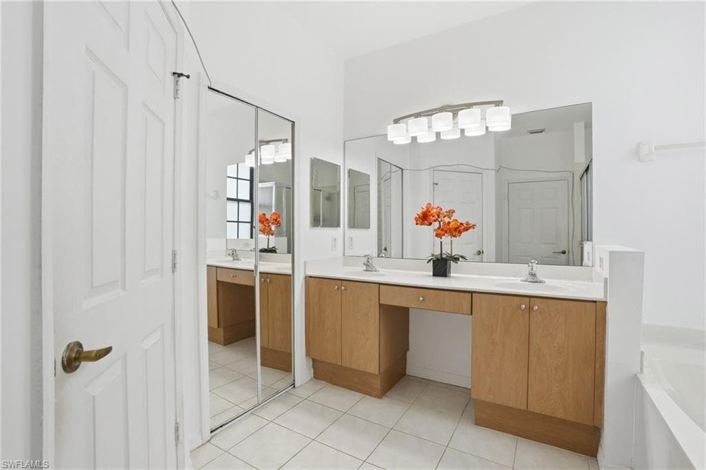 15208 Summit Place CIR-9