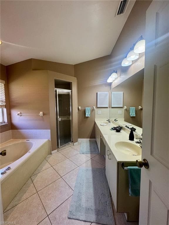 13648 Admiral CT-17