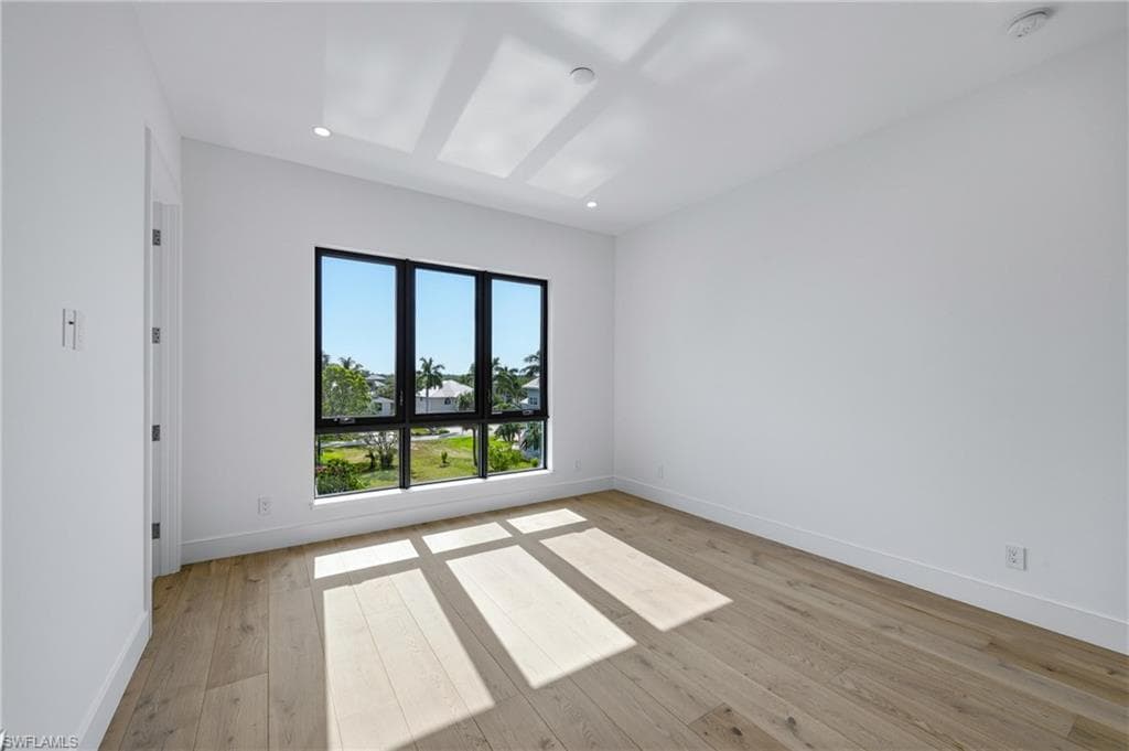 1286 Belaire CT-12