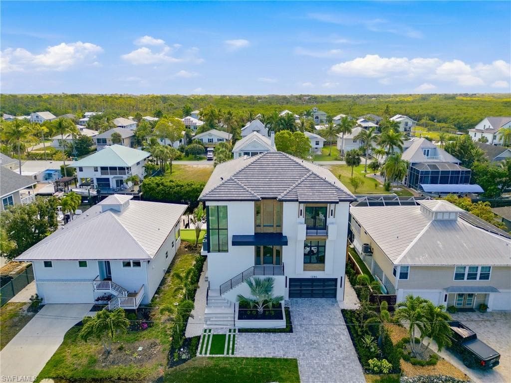1286 Belaire CT-32