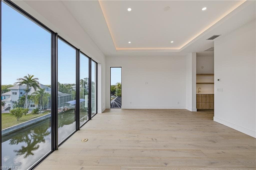 1286 Belaire CT-21