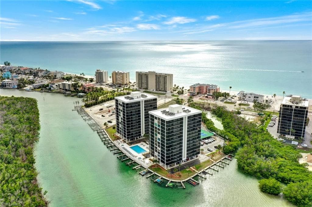 26235 Hickory BLVD 7B-2