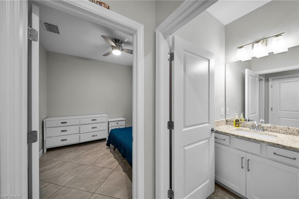 13846 Pine Lodge LN-9