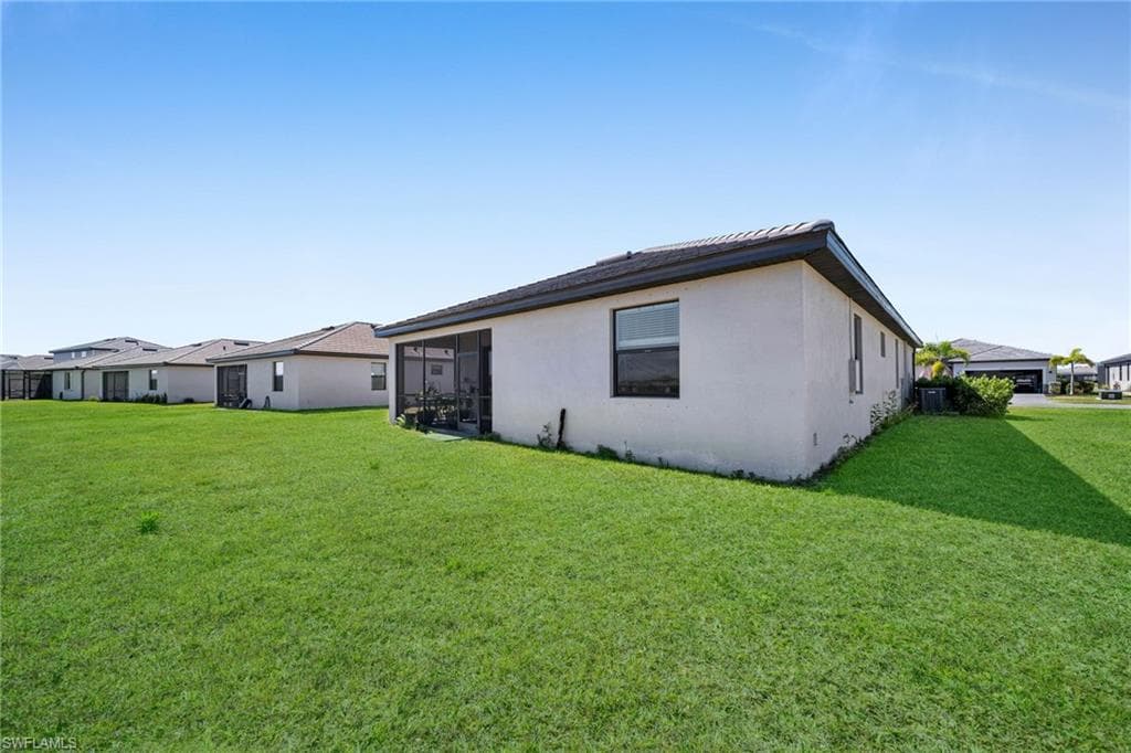 13846 Pine Lodge LN-4