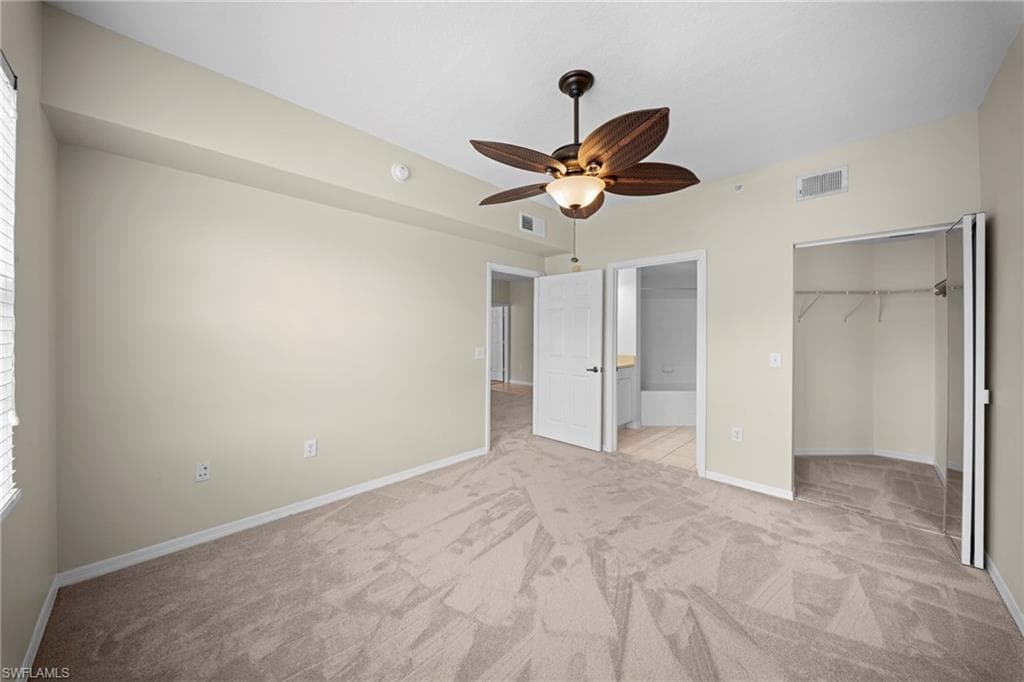 11400 ocean walk LN 214-20