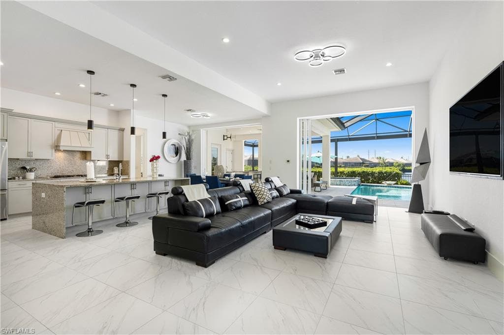 17288 Hidden Estates CIR-3