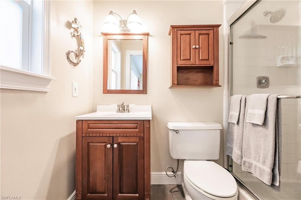 3380 N Key DR 5-22
