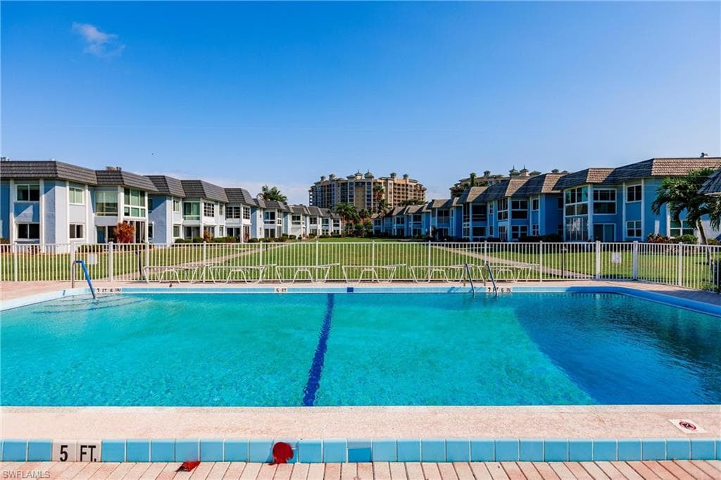 3380 N Key DR 5-40