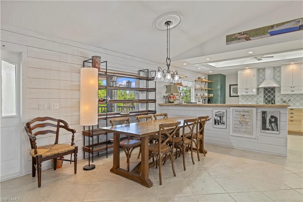 485 Peachtree RD-6