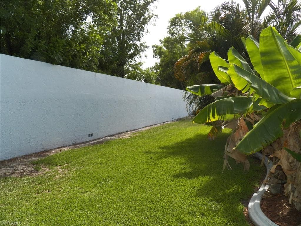 1768 Coral Point DR-35