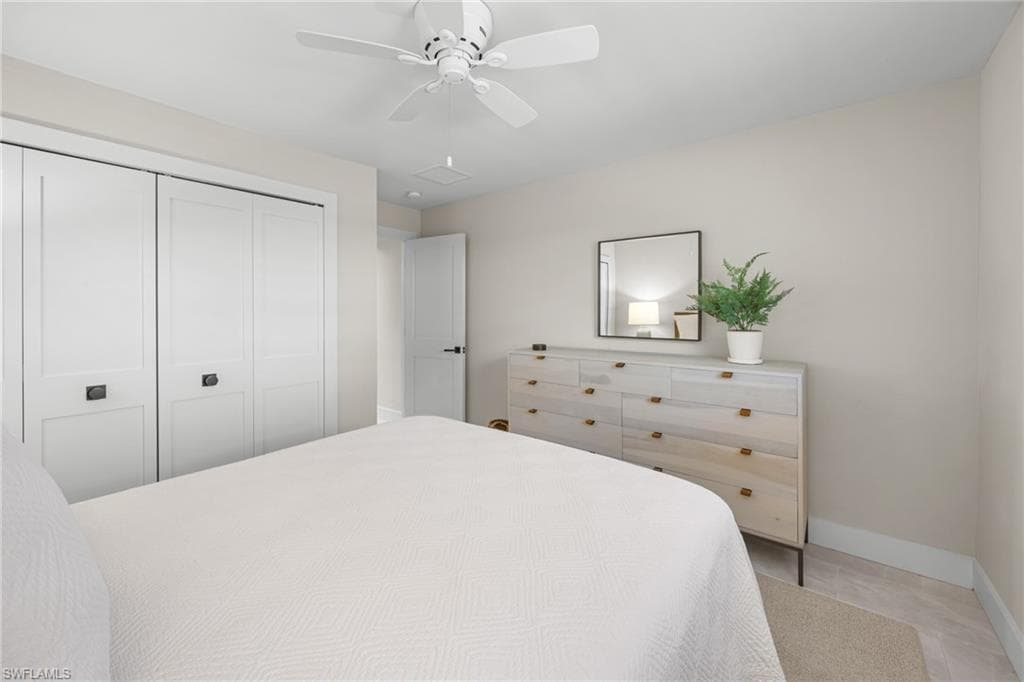283 Palm Lake DR-27