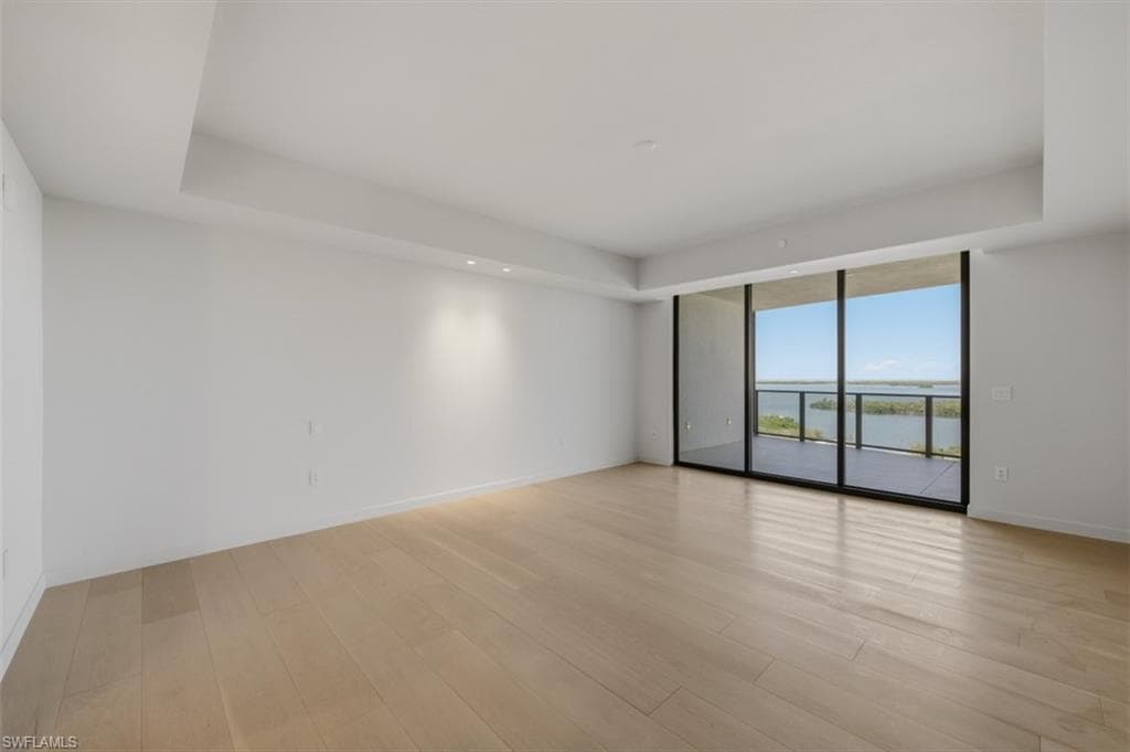 5100 Seagrass BLVD 901-22