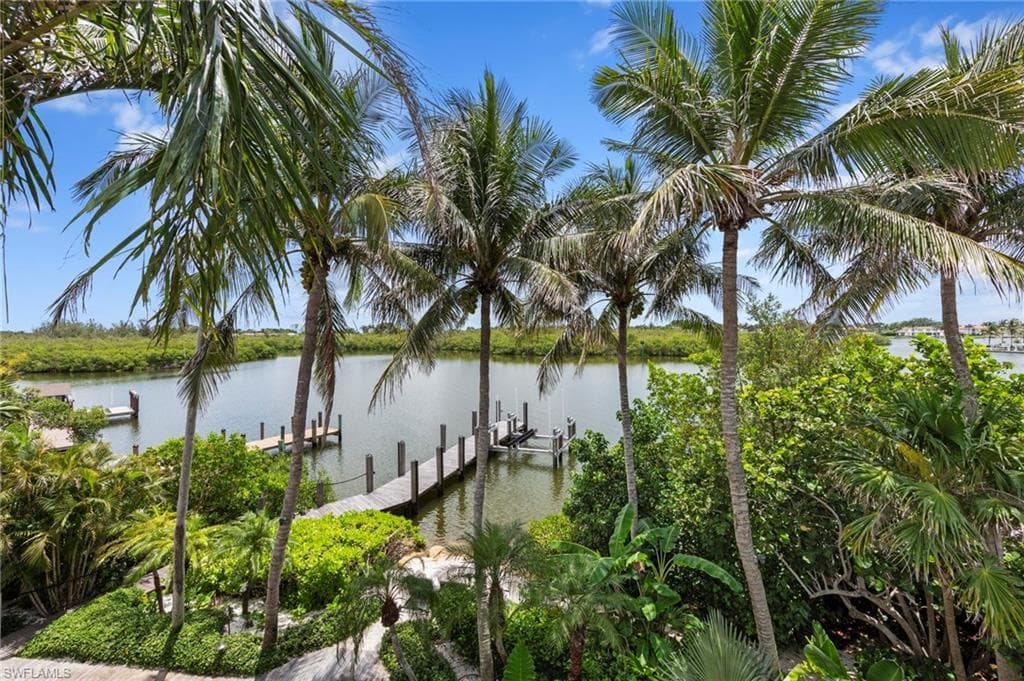 3675 Gordon DR-48