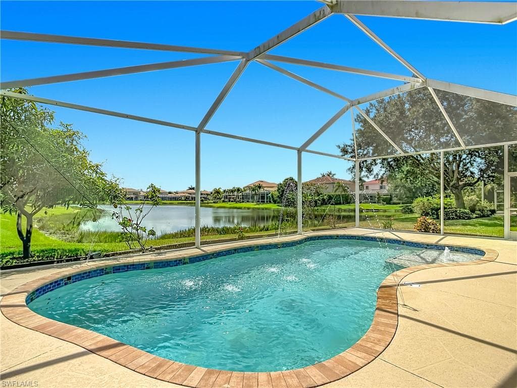 15641 Alton DR-29