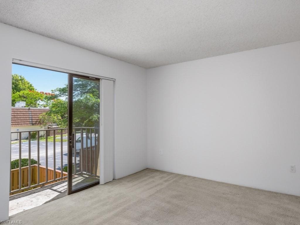 5247 Cedarbend DR 2-21