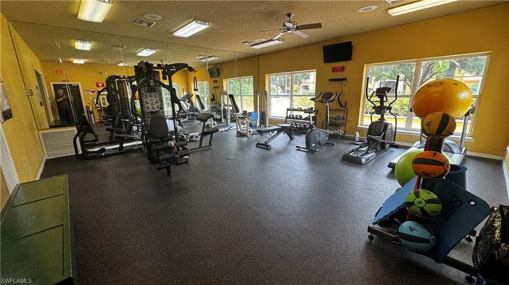 11530 Villa Grand 1101-36