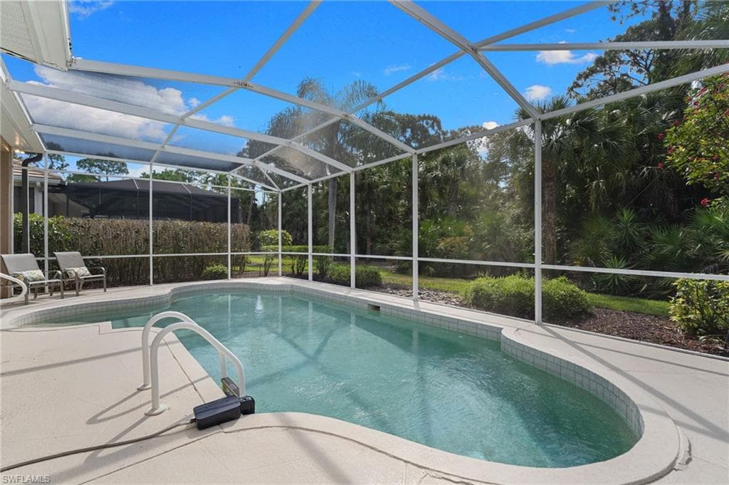 1717 Winding Oaks WAY-27