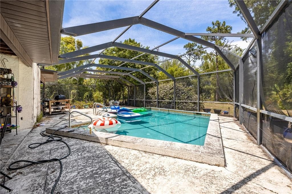 13746 Brynwood LN-23