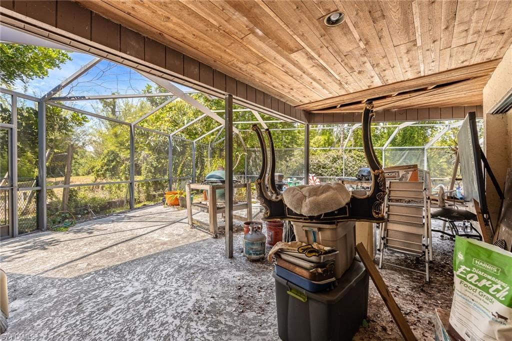 13746 Brynwood LN-21