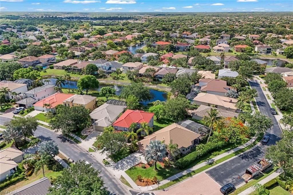 8241 Laurel Lakes BLVD-11