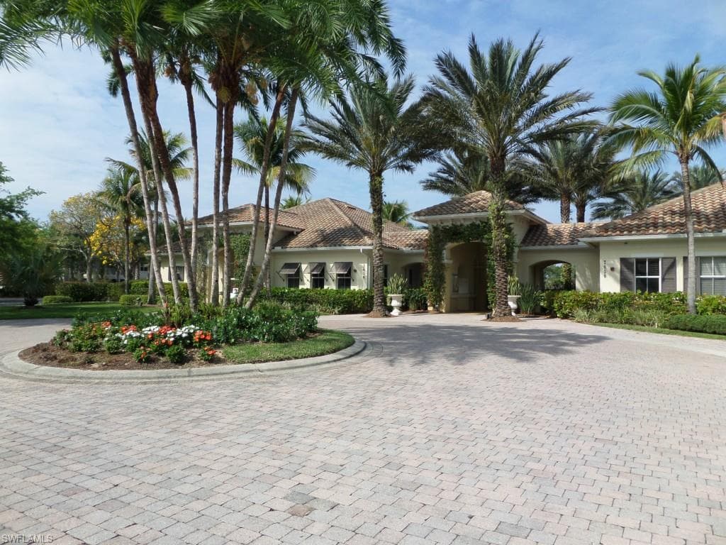 1634 Tarpon Bay DR S 202-32