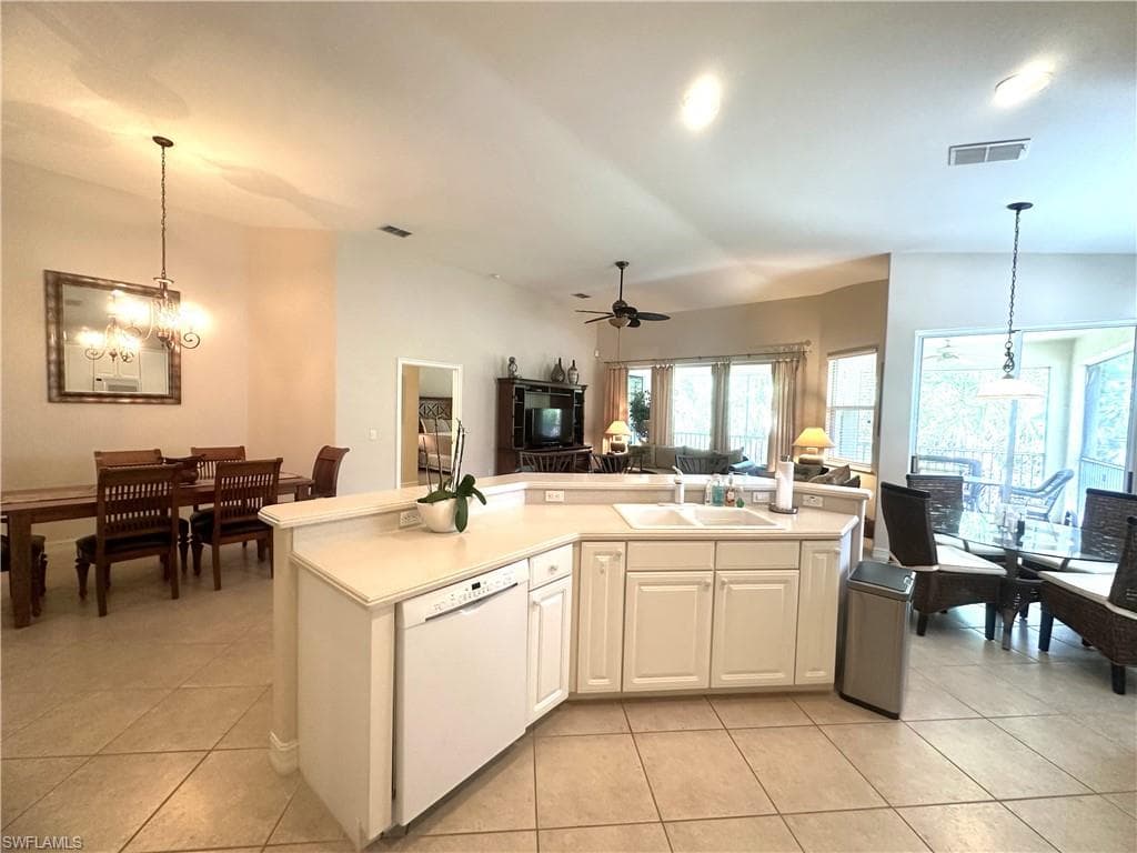 1634 Tarpon Bay DR S 202-15
