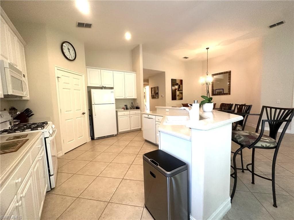 1634 Tarpon Bay DR S 202-11