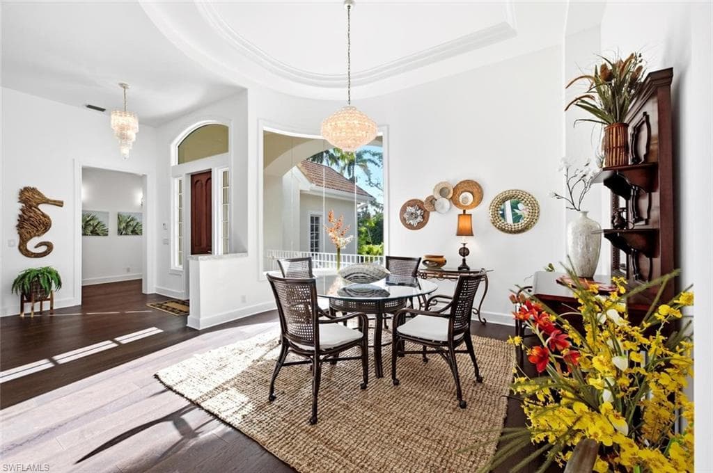 2540 Half Moon WALK-8
