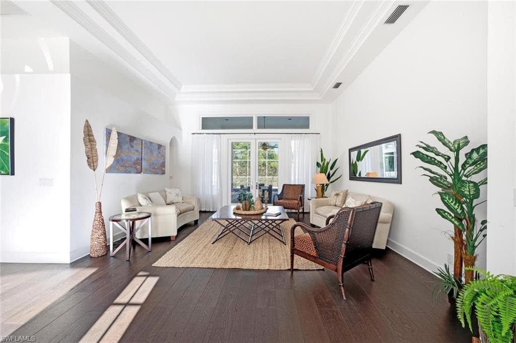 2540 Half Moon WALK-3