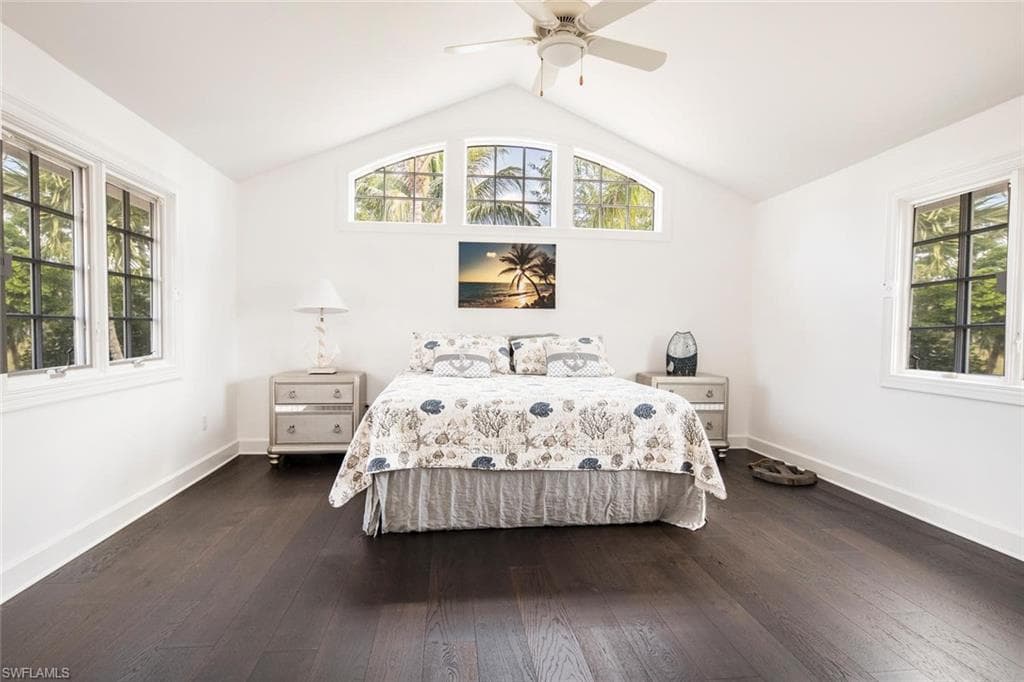 2540 Half Moon WALK-31