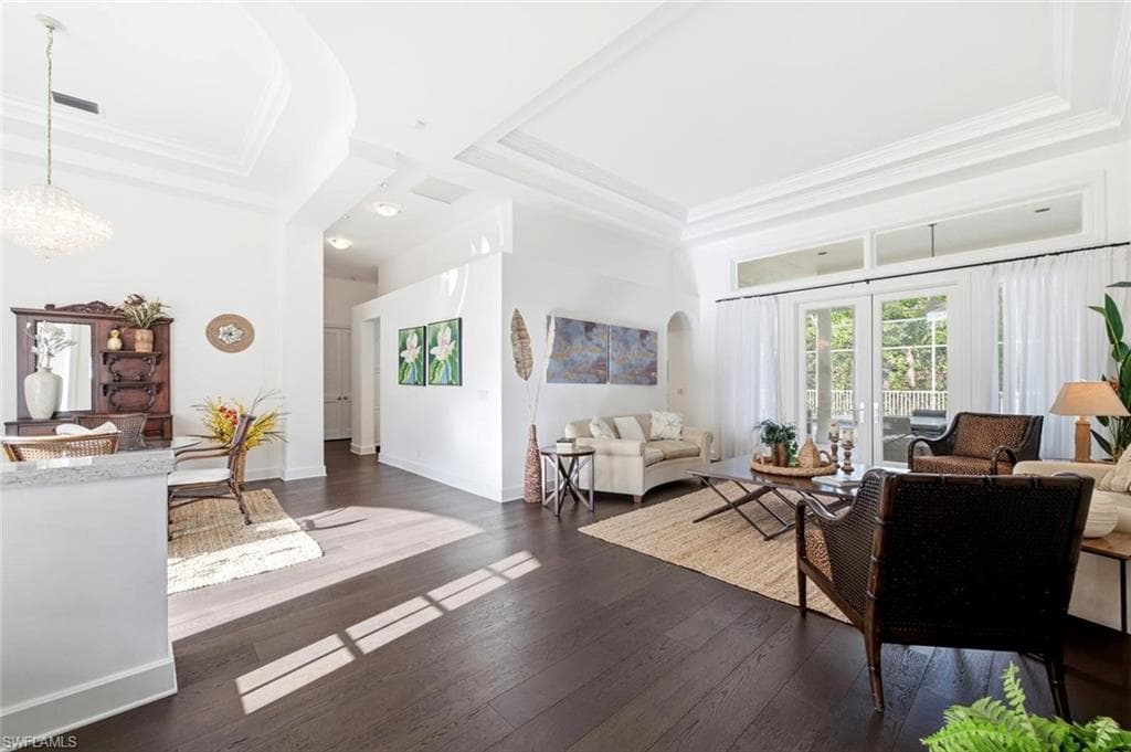2540 Half Moon WALK-4