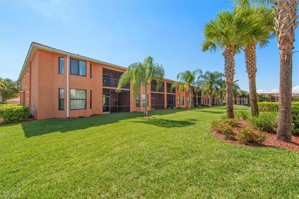 13750 Julias WAY 528-27