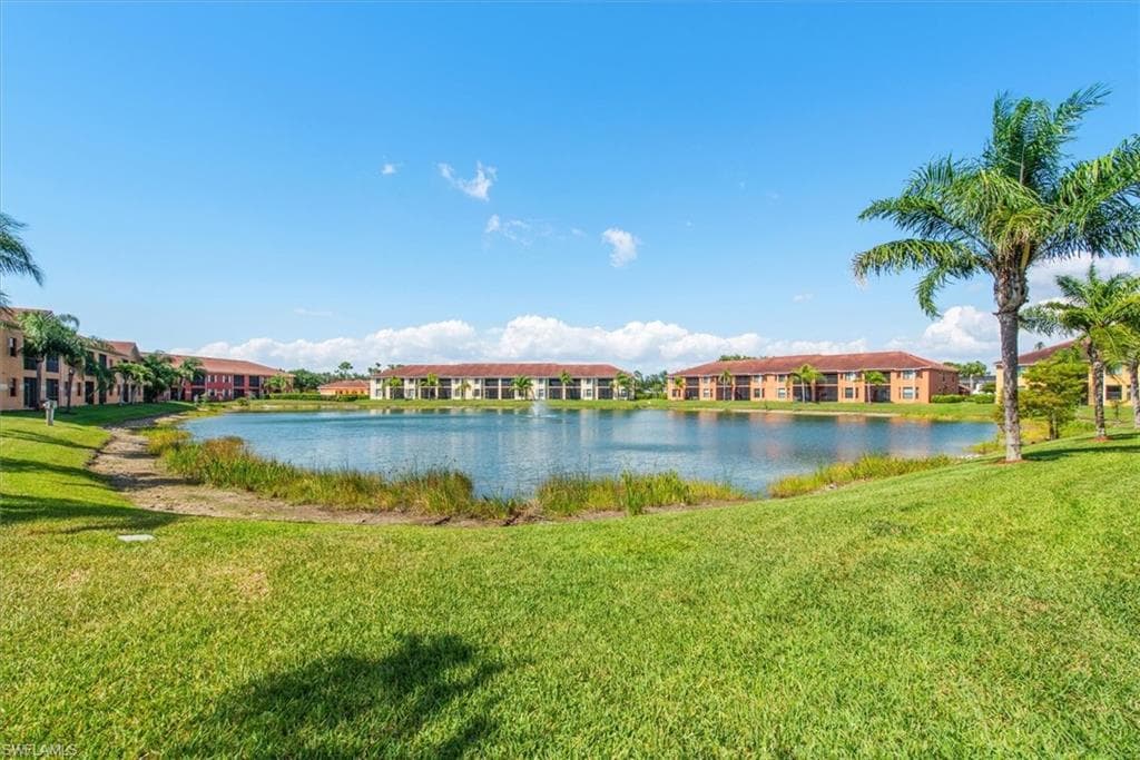 13750 Julias WAY 528-28