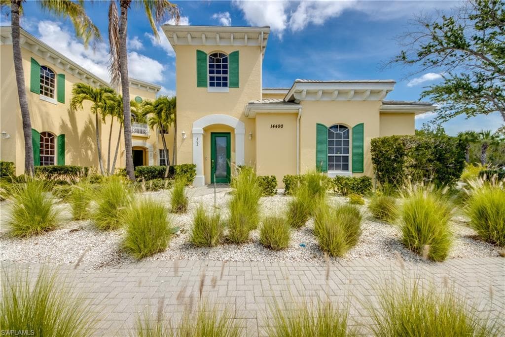 14490 Dolce Vista RD 202-5