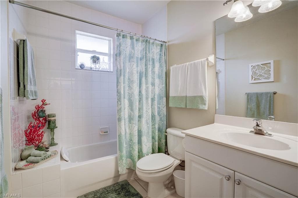 509 Robin Hood CIR 202-22