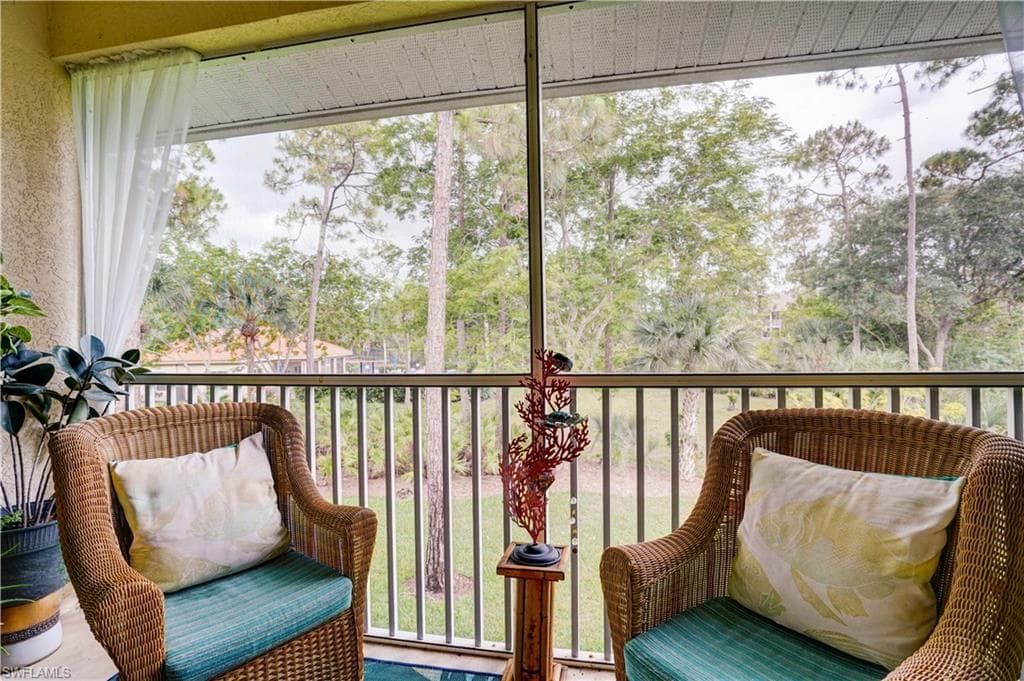 509 Robin Hood CIR 202-24