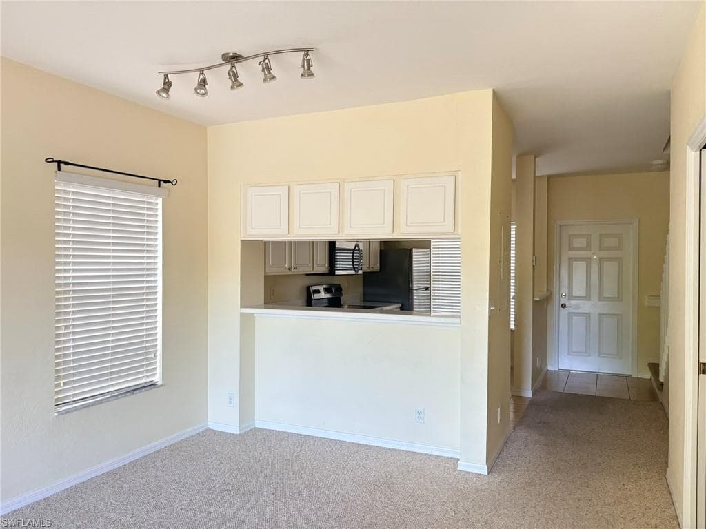 8162 Pacific Beach DR-5