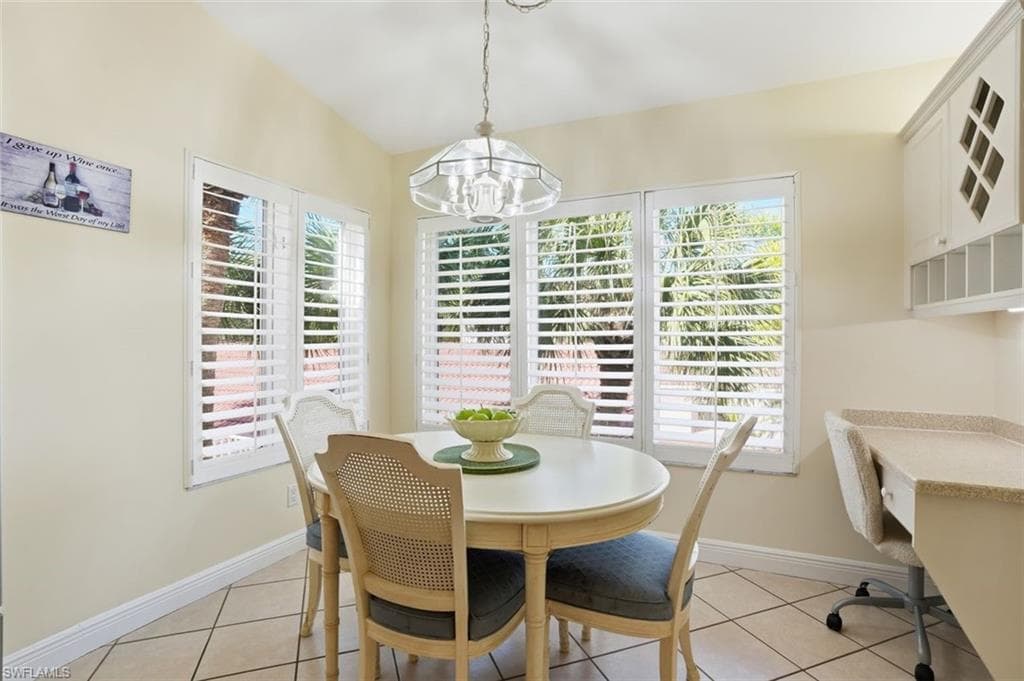 2365 Hidden Lake DR 6-9